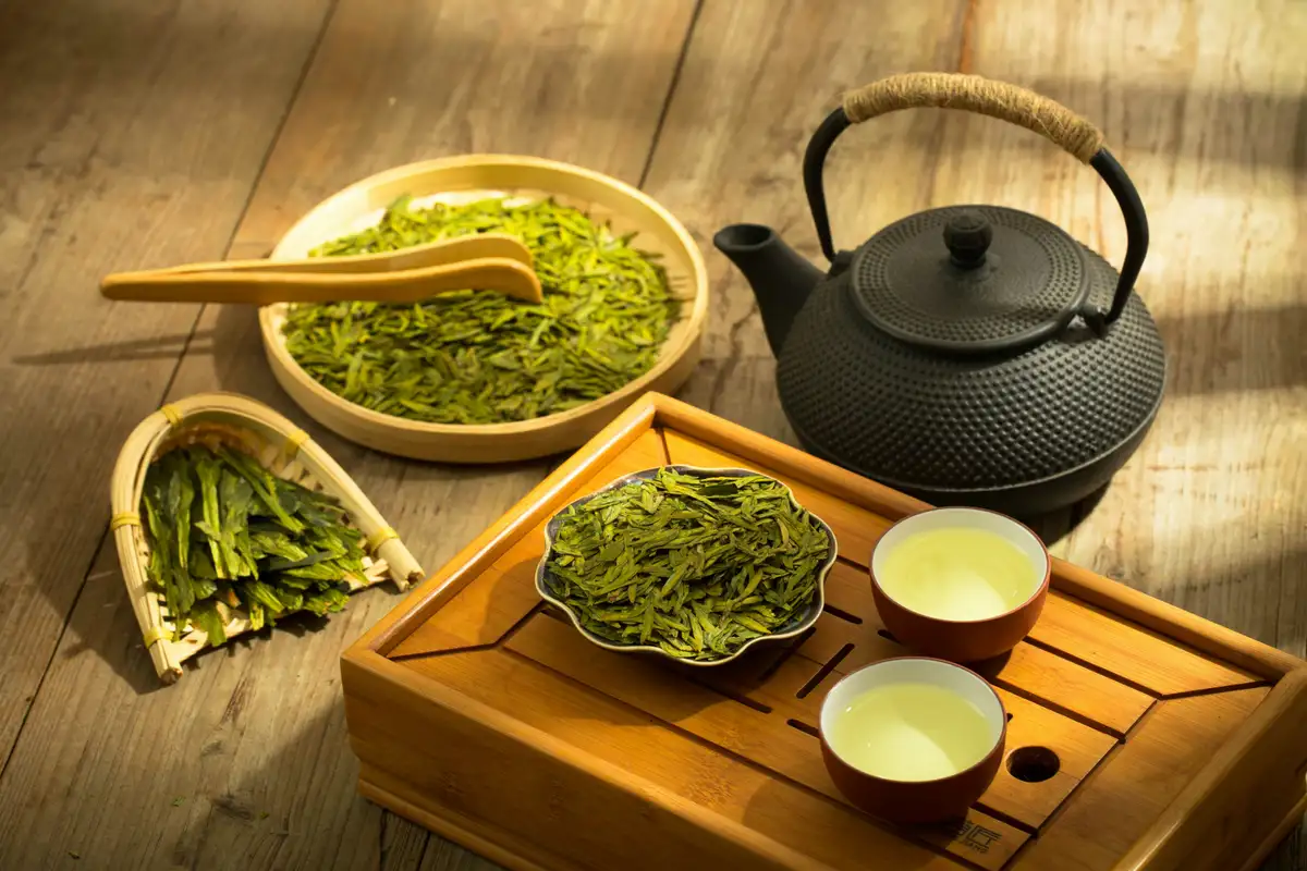 The Evidence-Based Benefits of Green Tea and Matcha: What Research Really Shows