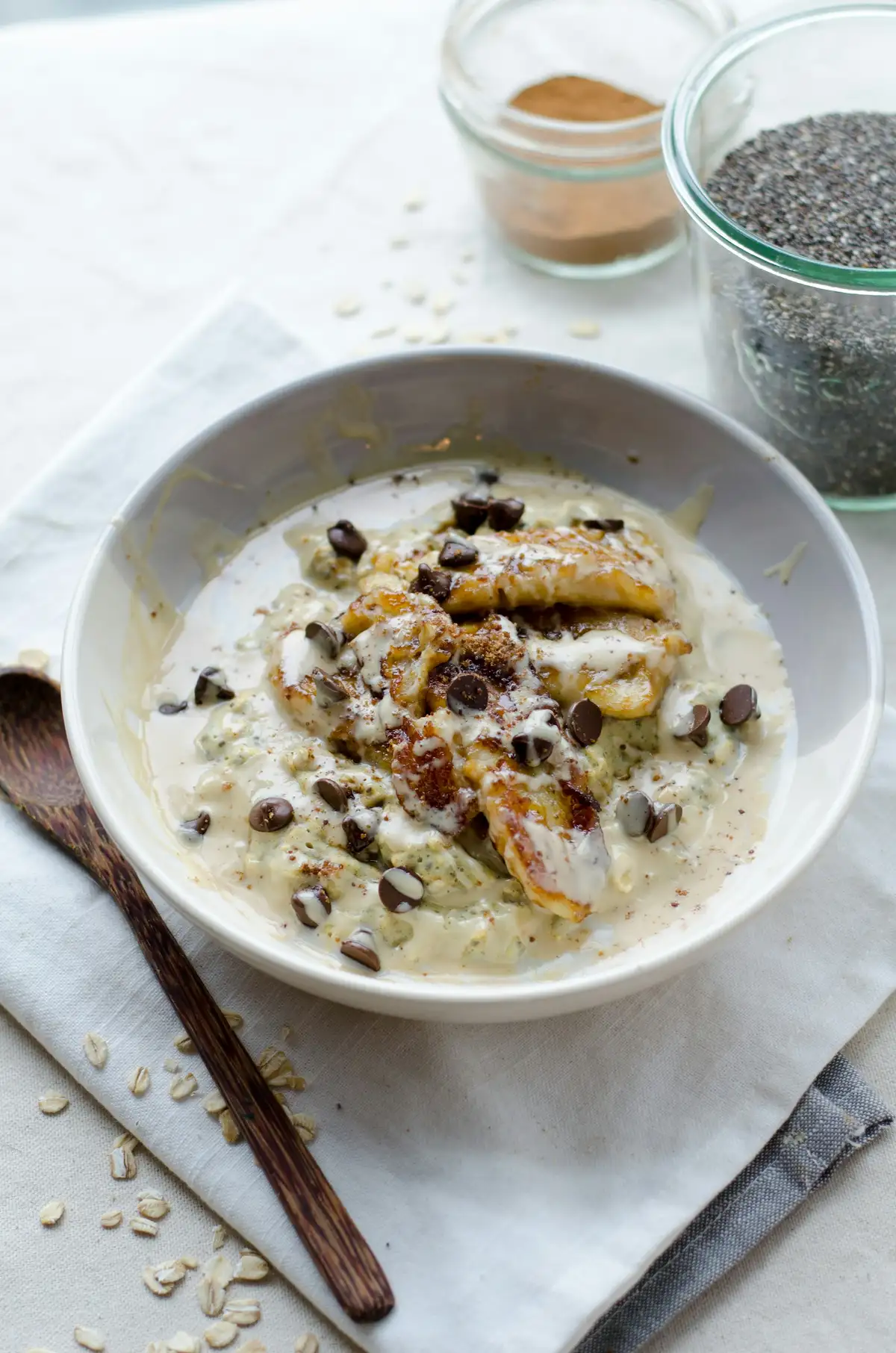 The Overnight Oats Revolution: Why You Should Be Eating Cold, Mushy Oatmeal